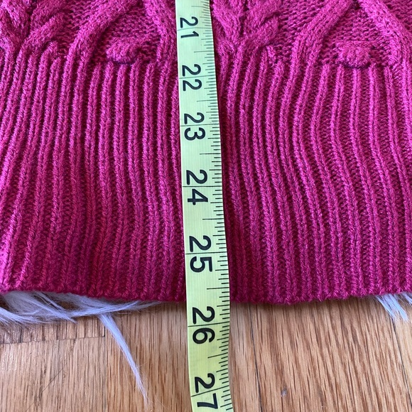 Design365 Cable Knit Pink Puff Sleeve Pullover Sweater. - Picture 4 of 5